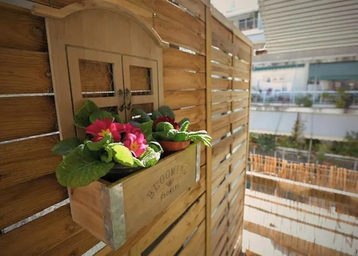 Cozy In The Heart Of Athens!