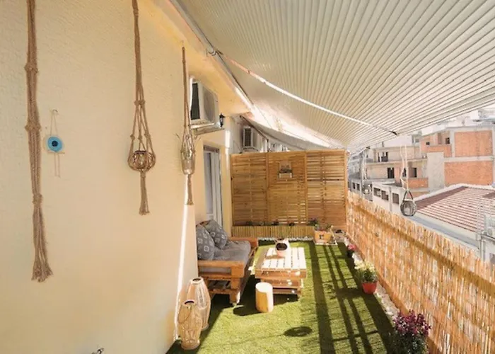 Cozy In The Heart Of Athens!